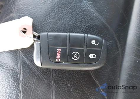 2017 Jeep Renegade Trailhawk 4X4 from USA, damaged, VIN ZACCJBCB2HPG55527